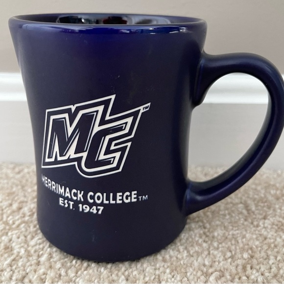 NWT MERRIMACK COLLEGE Engraved Blue Coffee Tea Mug COLLEGIATE LICENSED - Picture 1 of 4